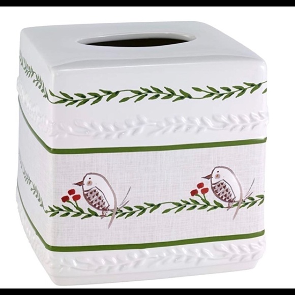 Avanti HOME DECOR SQUARE TISSUE COVER - Picture 1 of 2